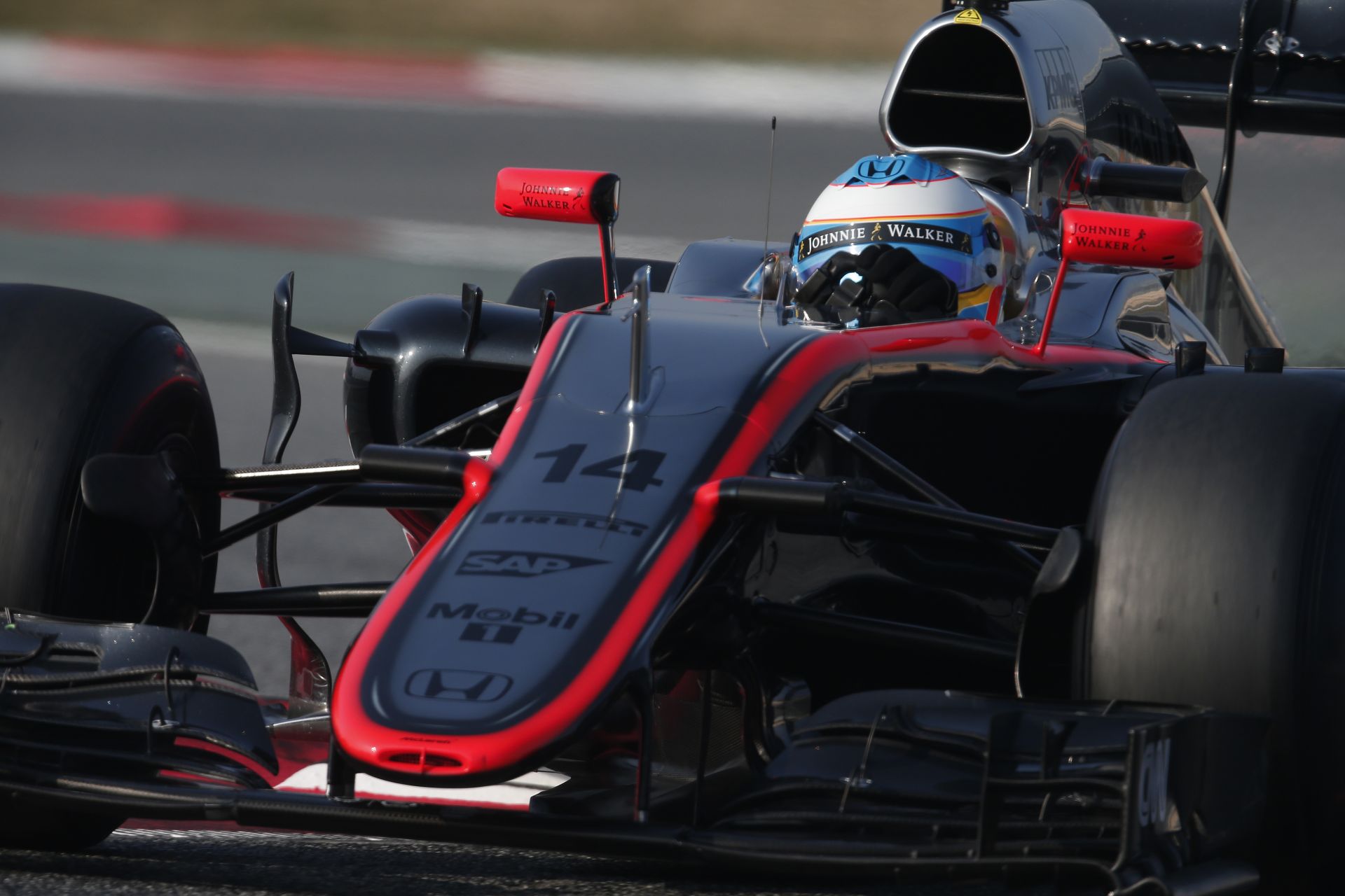 Alonso készen áll az idei első futamára: addig nyomják, amíg nem jönnek az eredmények