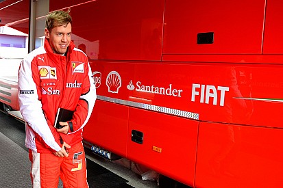 Vettel nem kért különleges bánásmódot Raikkönen mellett a Ferrarinál