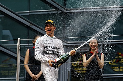 Hamilton nem gondol a bajnoki címre