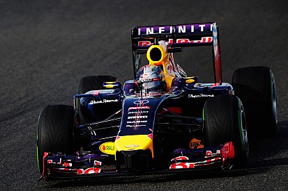 Vettel: miért kellene pánikba esni?