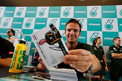 Van der Garde elnézést kért Webbertől: Sorry Mark!
