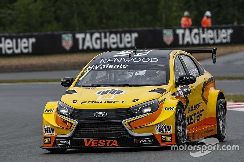 Pole-Position für Nick Catsburg beim WTCC-Rennen in Moskau