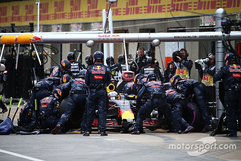 Red Bull realiza un test de Pirelli en Paul Ricard