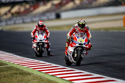 Перша практика: Дует заводської Ducati посів перші місця