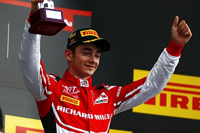 Charles Leclerc maakt Grand Prix-debuut in VT1 Silverstone