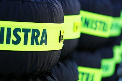 Pirelli хочет обязать команды понизить температуру в "грелках"