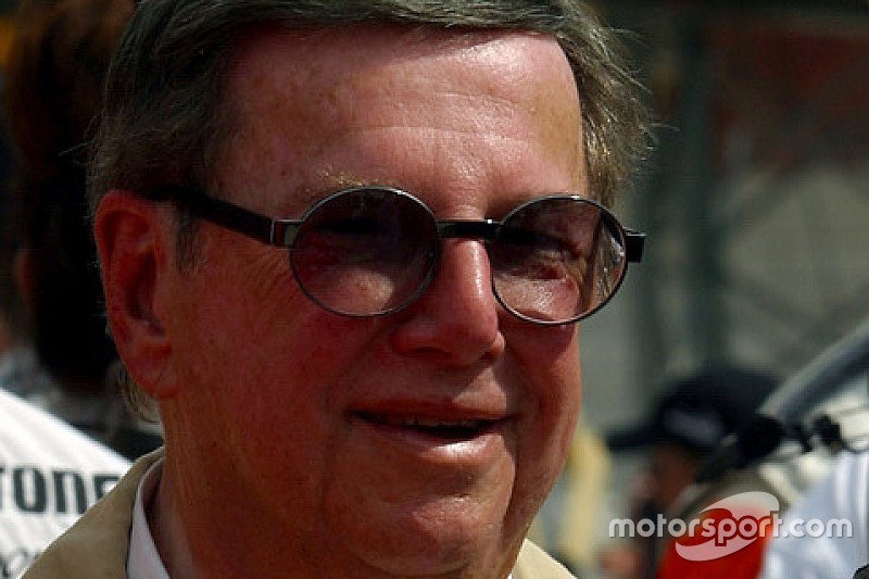 Lenda do automobilismo, Carl Haas morre aos 86 anos