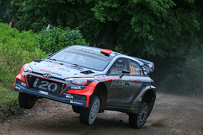 Dani Sordo, hospitalizado tras sufrir un accidente en Finlandia