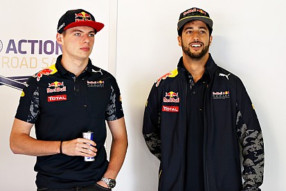 Ricciardo: “Sfeer bij Red Bull veranderd sinds komst Max”