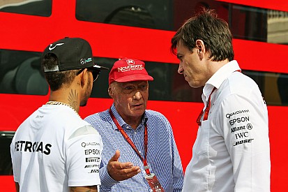 Wolff: "Kou uit de lucht tussen Hamilton en Lauda na verklaring"