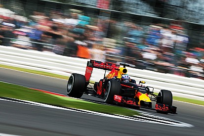 Red Bull cree que no le falta nada para ganar a Ferrari