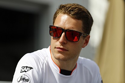 Vandoorne: “Hay otras opciones para 2017 además de McLaren”