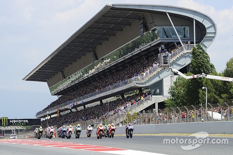 Гонщики MotoGP схиляються до старої схеми Барселони