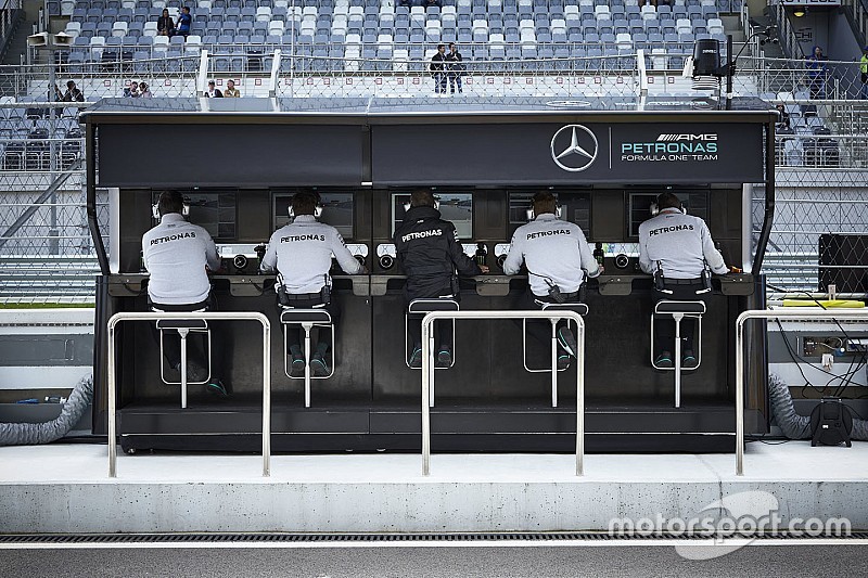 La FIA ha rivisto i limiti sulle comunicazioni radio in F.1