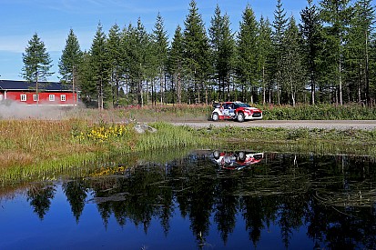 Finlandia, PS17: Meeke ingrana la settima