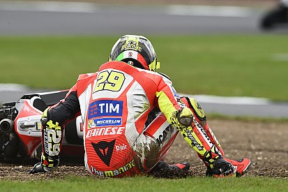 Ducati: la Desmosedici GP "sfinisce" Dovizioso e Iannone!