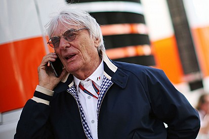 Ecclestone: “Me han pedido que siga tres años más”