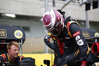 Meztelenül pózolt az F1-es pilóta?
