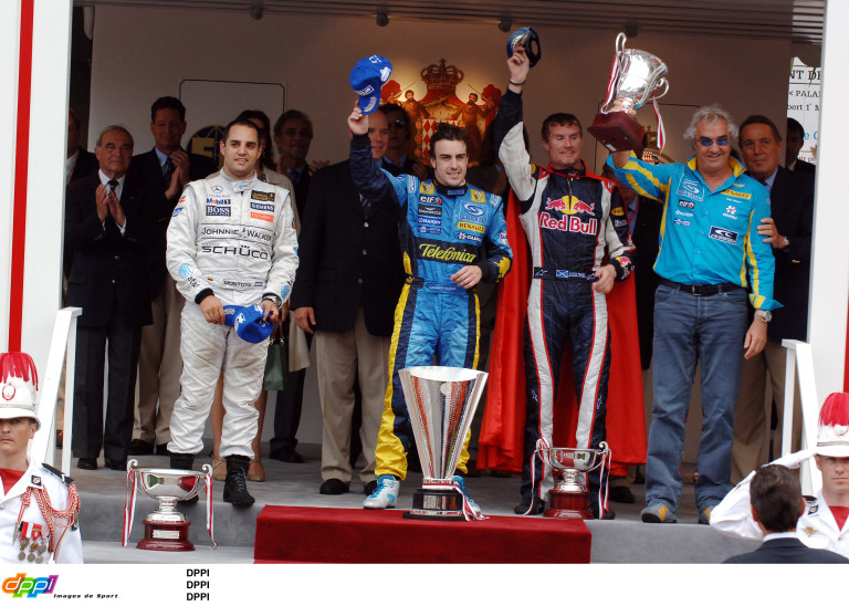 Alonso a 2006-os és a 2007-es monacói győzelmére emlékszik