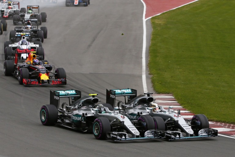Villeneuve tökéletesen megfogalmazta a Rosberg és Hamilton közötti különbséget!