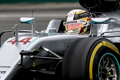 Több mint 110 kanadai jávorszarvas nehezedett Hamilton fékpedáljára vasárnap