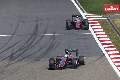 Alonso és Button nagy megtiszteltetése