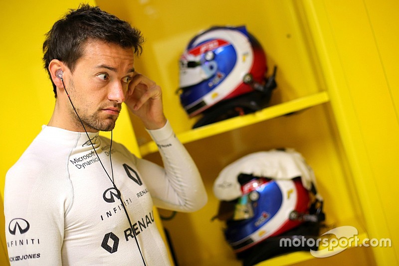 Palmer frustrasi tampilkan kesan baik di Renault