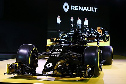 Renault F1: Вперед, в минуле 2!