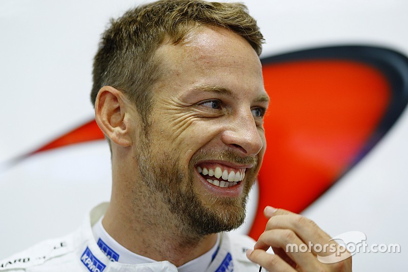 Button espera que más pilotos lleguen a 300 carreras