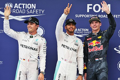Formel 1 in Sepang: Lewis Hamilton auf Pole-Position, Sebastian Vettel nur Fünfter