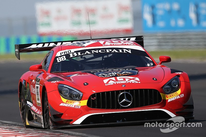 Libere 2: Felix Rosenqvist porta in cima la Mercedes