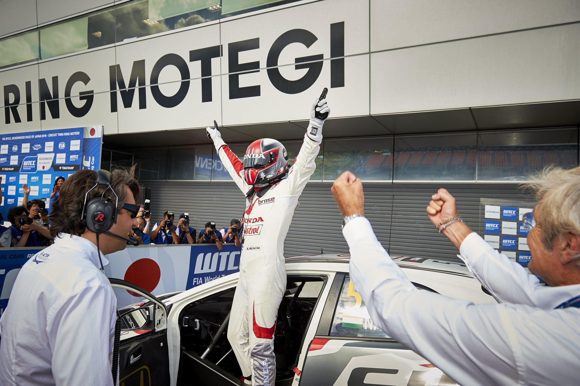 A Honda különösen boldog Michelisz miatt, aki elől elhárult az akadály