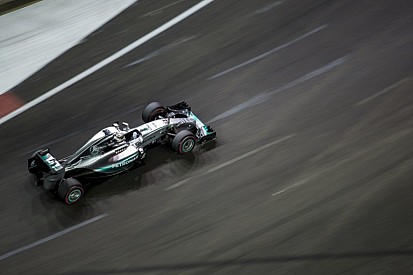 A Mercedes megint drasztikusan gyenge lesz Szingapúrban?