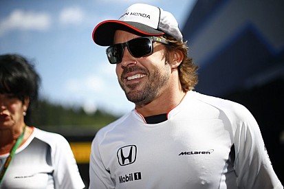 Fernando Alonso megint megmutatta, hogy ő a legnagyobb KIRÁLY: legenda lett