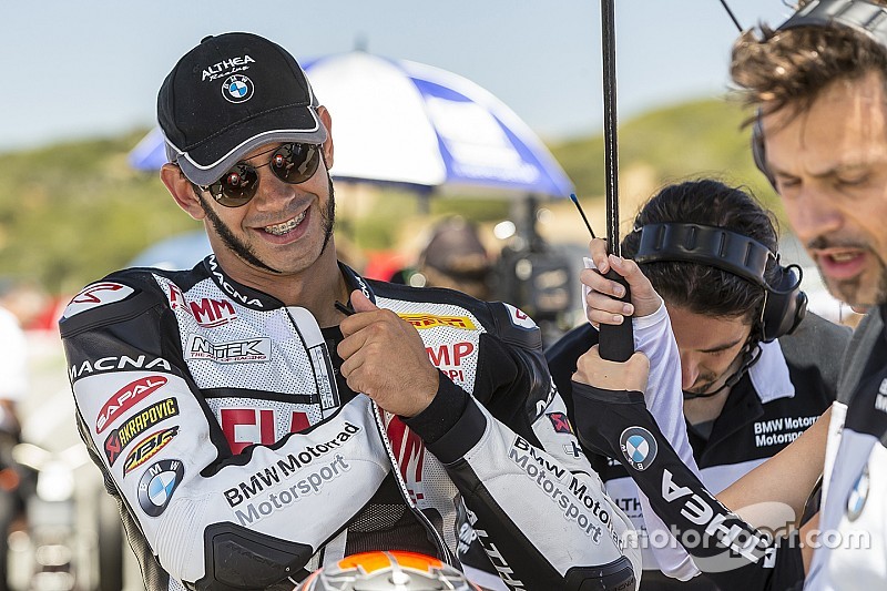 Torres: “La electrónica de BMW está a años luz por detrás de la que llevaba en Aprilia”