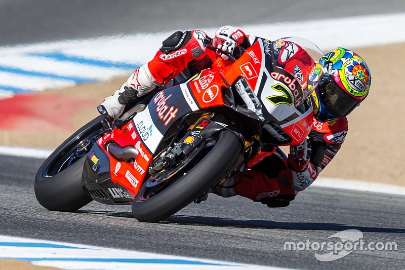 Davies-Ducati vincono Gara 1 a Jerez. Kawasaki centra il Mondiale Costruttori