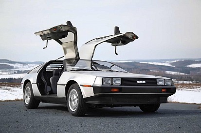 Відновлено виробництво славнозвісної DeLorean DMC-12!