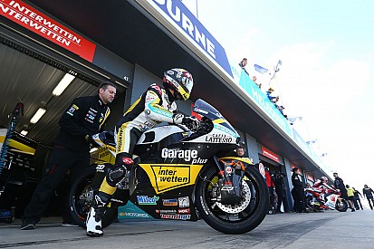 Sepang, Libere 1: Luthi prima della bandiera rossa e del diluvio