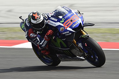 Lorenzo no va cómodo con el airbag, obligatorio en 2018