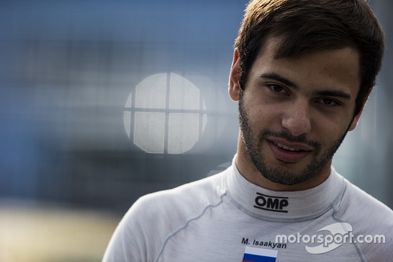 F3.5 Jerez: Isaakyan wint, Deletraz schakelt titelrivaal Dillmann uit