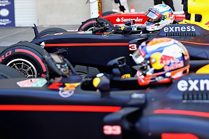 Horner: "Verstappen en Ricciardo stuwen Red Bull naar hoger niveau"