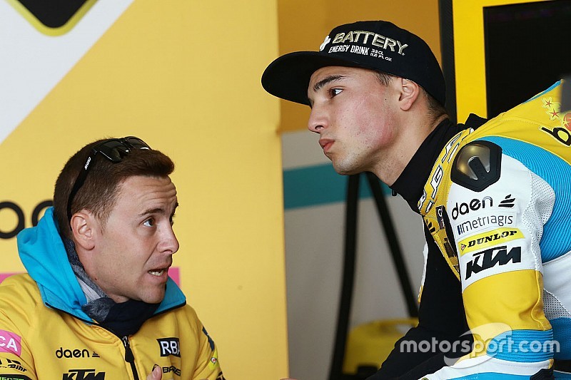 Guevara topt eerste training GP Valencia, Loi zevende