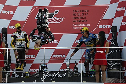 El bicampeón Zarco se despide de Moto2 a lo grande