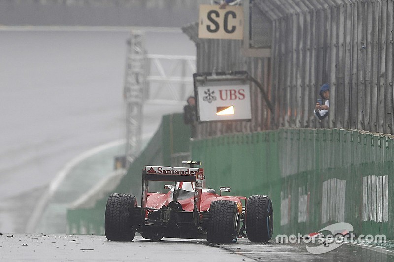Grand Prix van Brazilië stilgelegd na crash Raikkonen