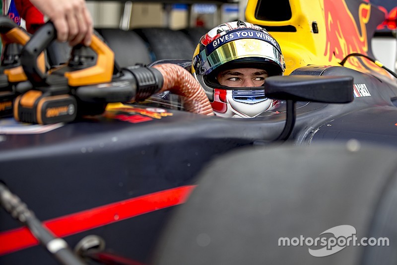 Gasly se hace con la pole y se queda a tres puntos de Giovinazzi
