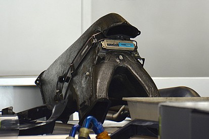Технічний брифінг: верхній повітрозабірник Toro Rosso