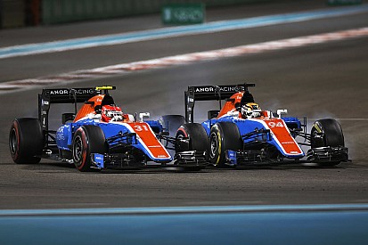 У пилотов Manor возникли разногласия по поводу аварии в Абу-Даби
