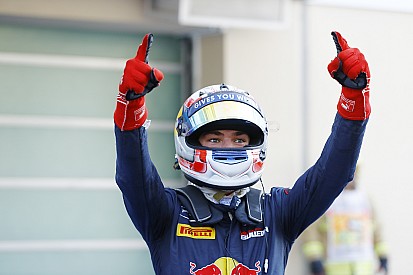 Red Bull пообещал Гасли будущее в Формуле 1