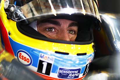 Briatore descarta que Alonso se vaya a Mercedes
