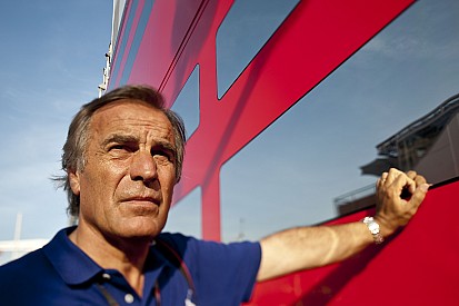 «Я достал чертеж и порвал у Чепмена на глазах». Клуб 500, Джорджо Пиола